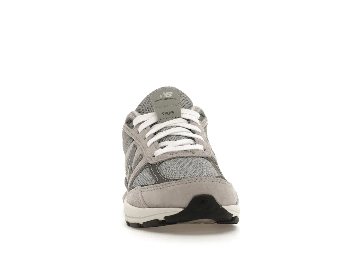 Детские кроссовки Lifestyle New Balance 990v5, Grey/Castle Rock — фото 2
