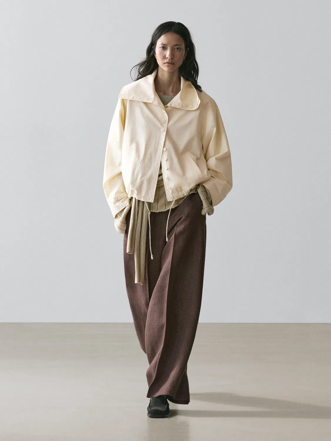 Брюки от костюма из струящегося льна Massimo Dutti, коричневый