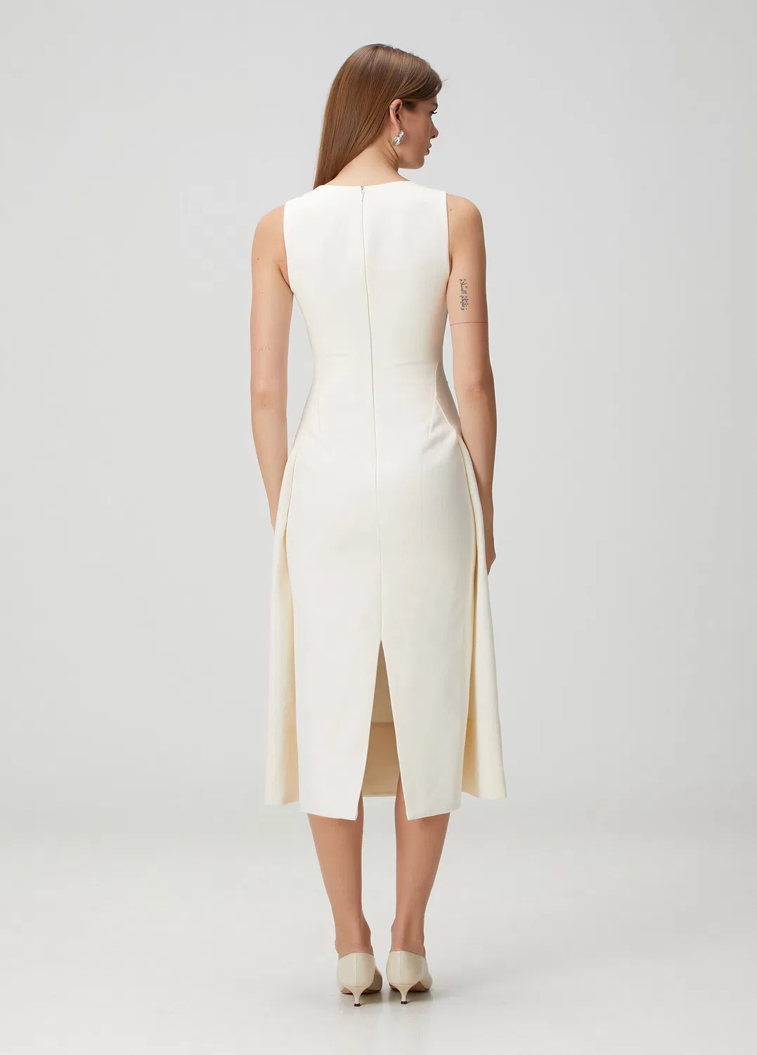 Платье миди льняное Jacquemus, white — фото 4