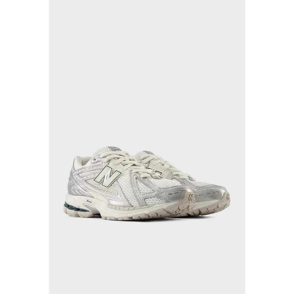 Детские кроссовки с металлическим блеском и логотипом, модель M1906REE New Balance — фото 3