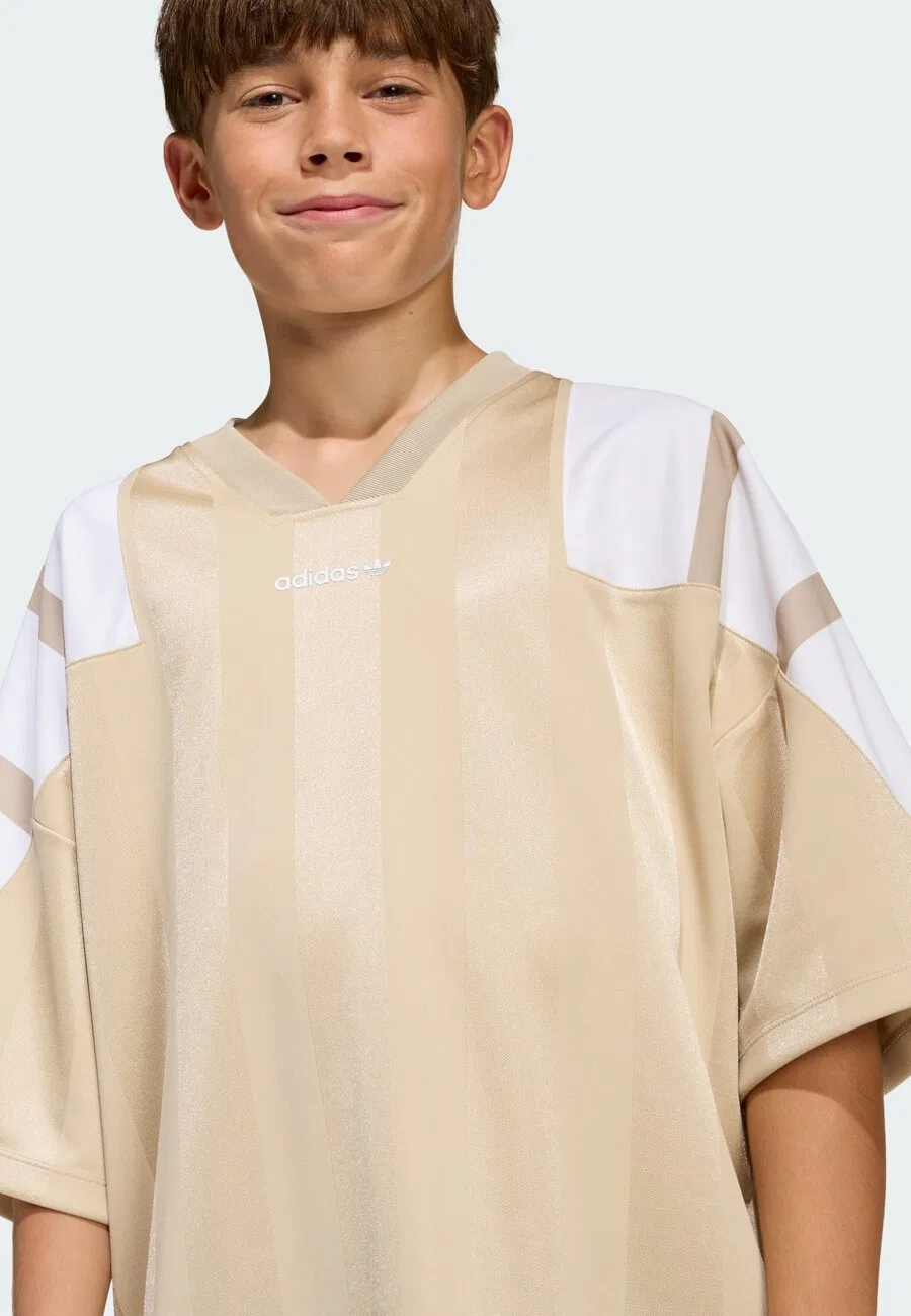 Футболка ADIDAS ORIGINALS 'OVERSIZED BLOCKED JERSEY' бежевого цвета — фото 4