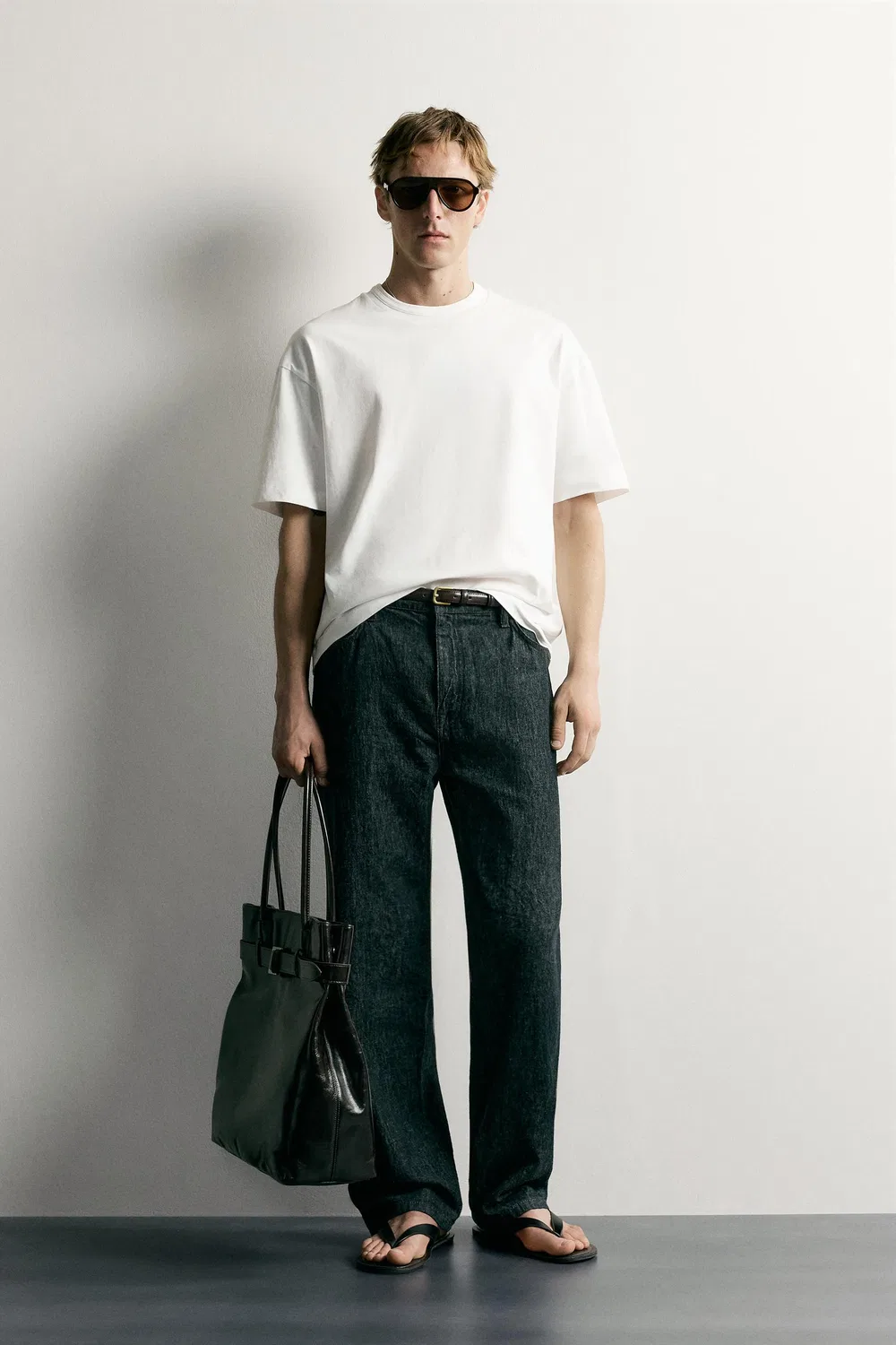 Футболка свободного кроя с цветочным рисунком ZARA, White