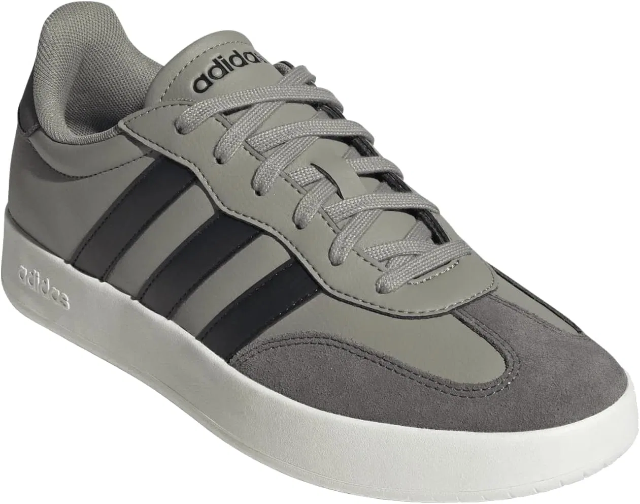 Женские кроссовки Adidas Barreda