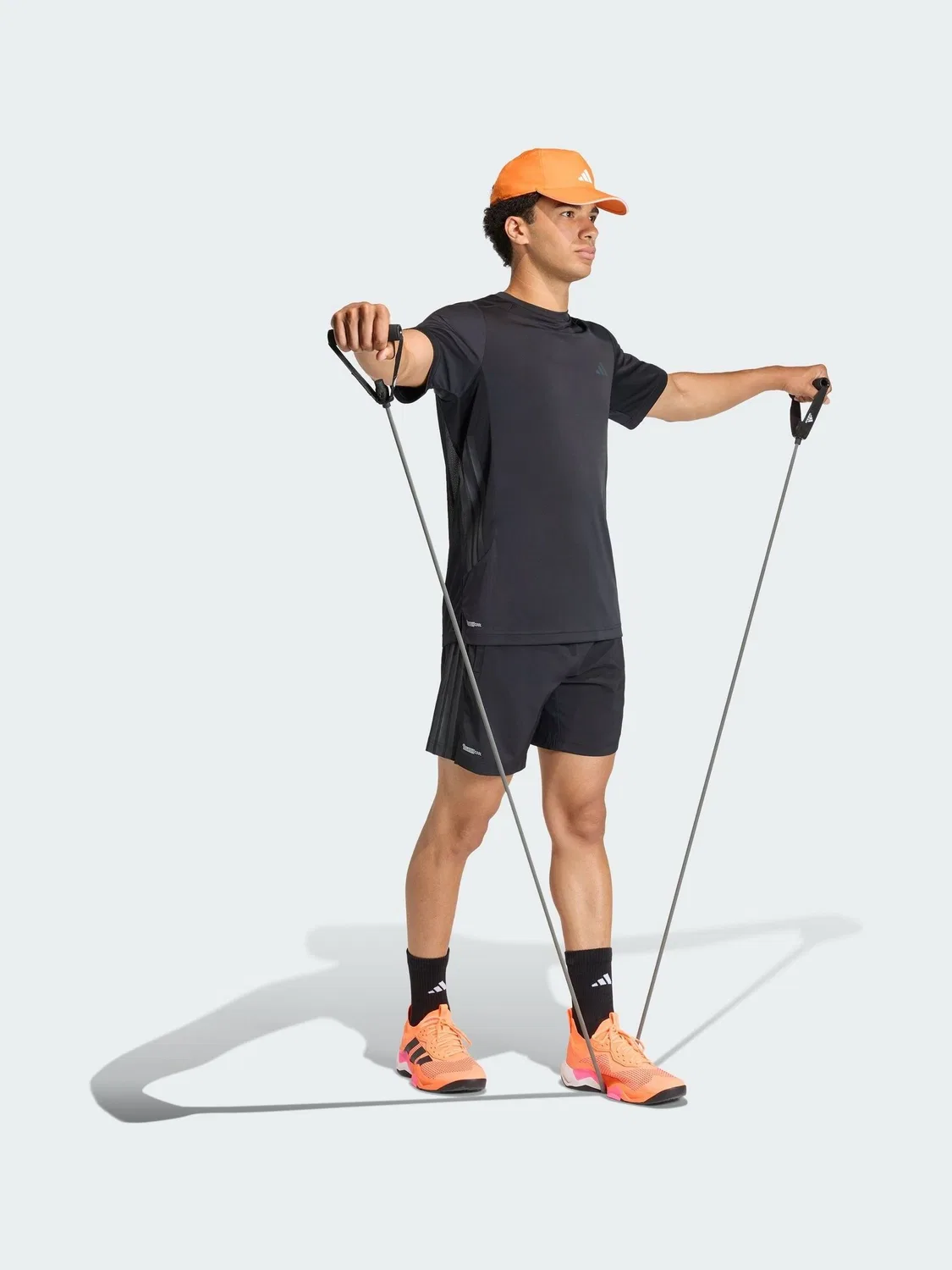 Шорты тренировочные Tech Essentials Workout 3-Stripes adidas, черный