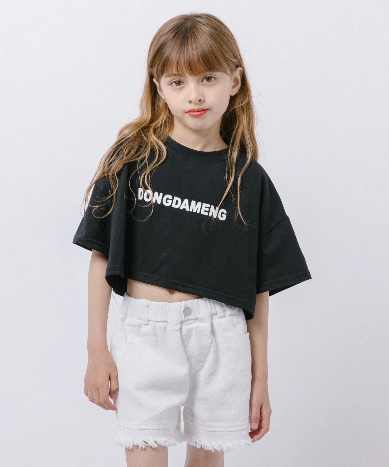 Детская футболка с принтом, модель Drop Shoulder Cropped T-Shirt URBAN CHERRY, Белый — фото 3
