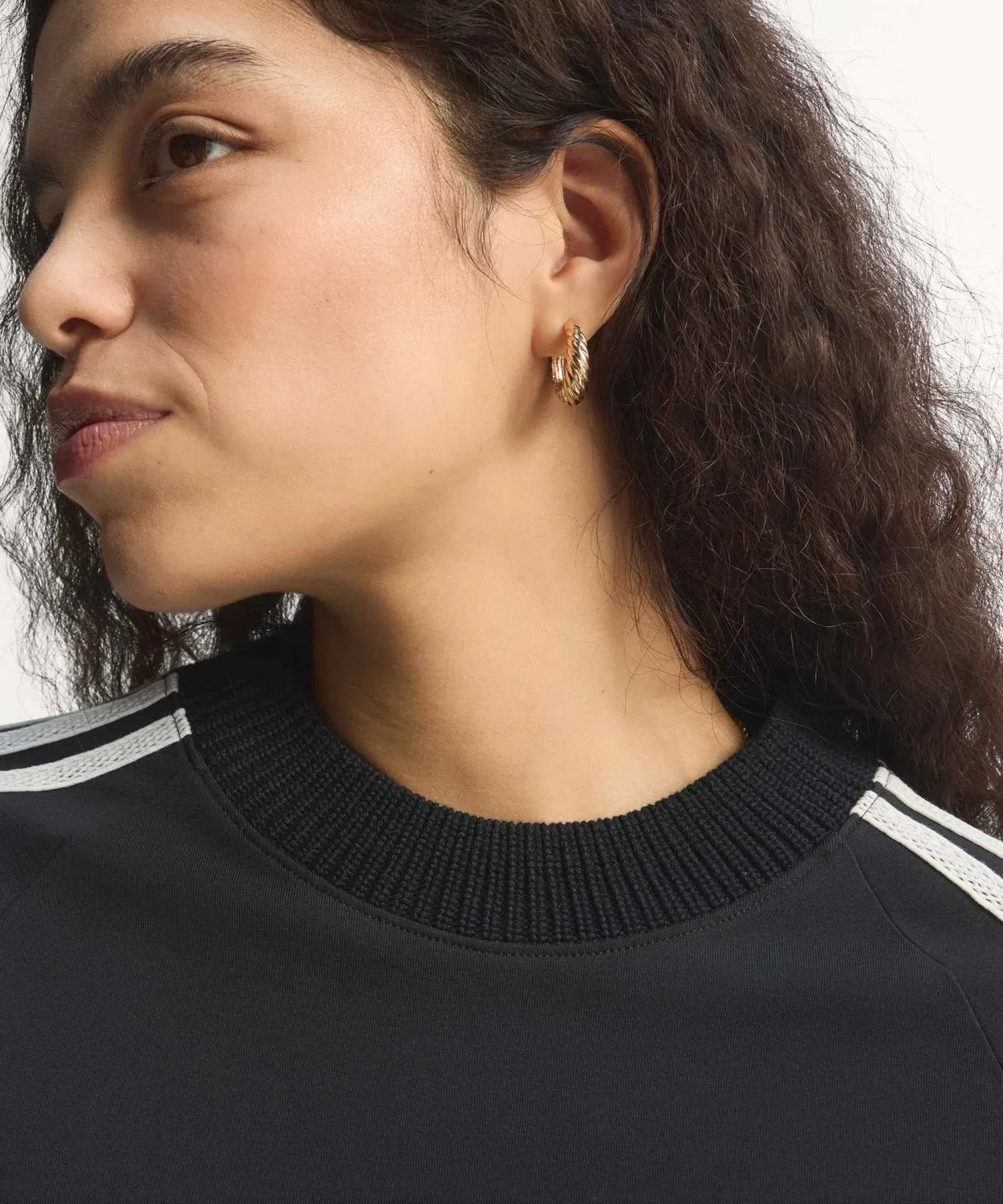 Женская футболка с длинным рукавомиз джерси с кружевными деталями Adidas Originals, Черный — фото 4