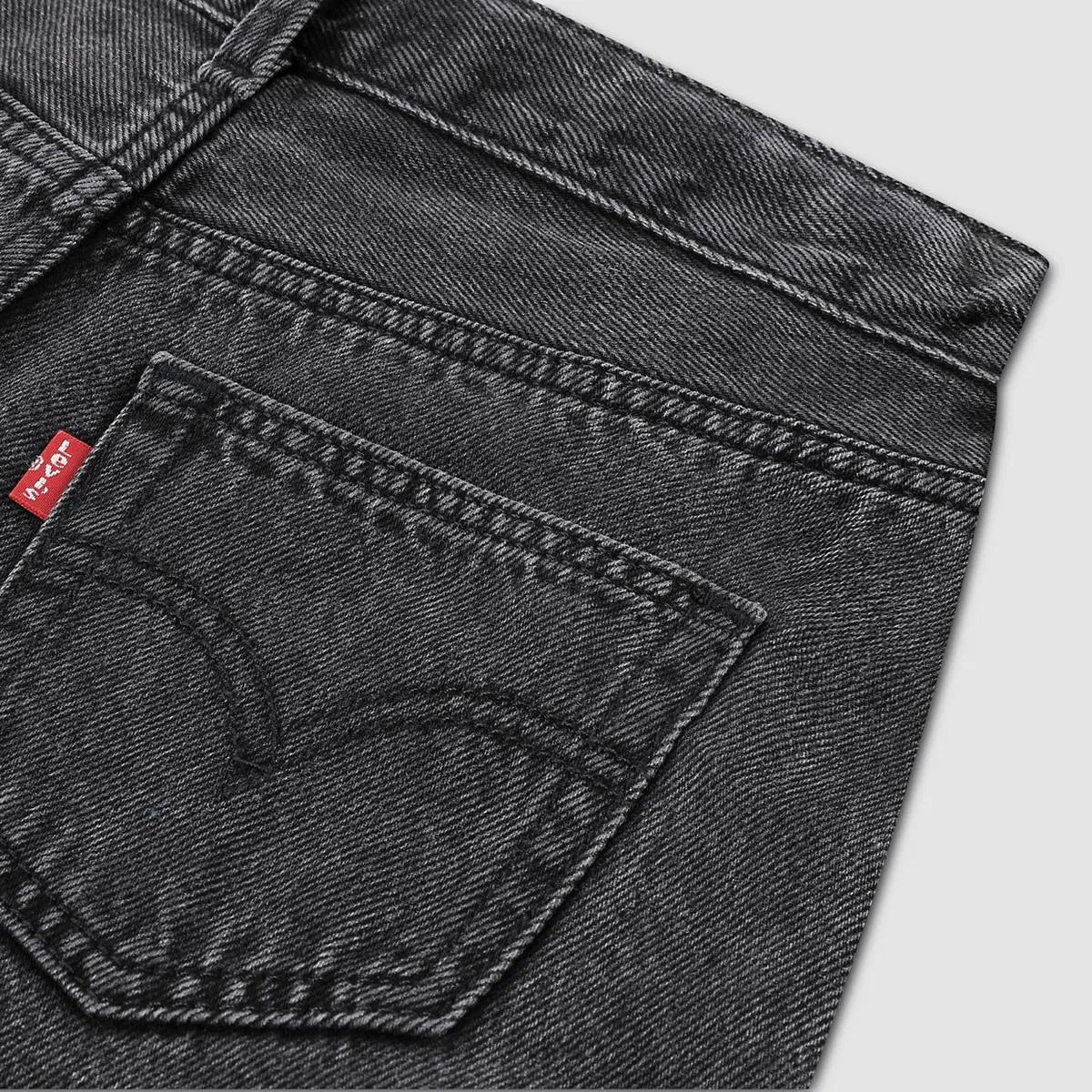 Джинсовые шорты-карго для мальчиков 2-4 лет Levi's, Cosmic - Dark Wash — фото 4