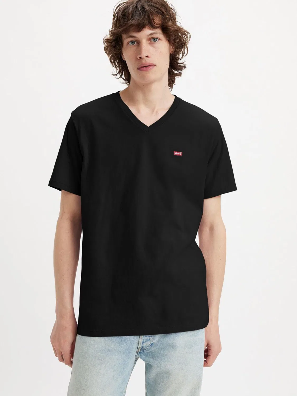 Футболка с V-образным вырезом Levi's Original, черная — фото 4