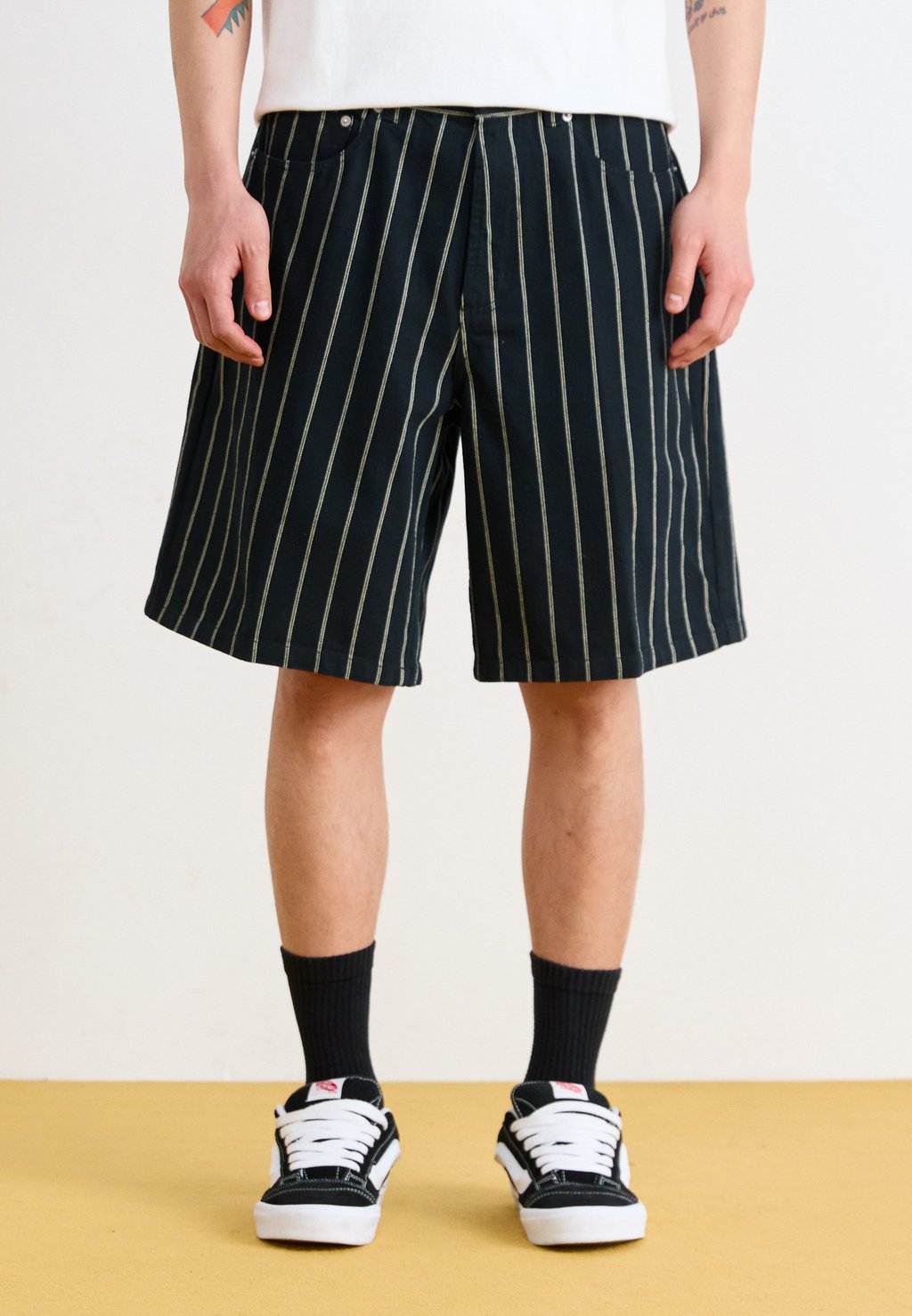 

Джинсовые шорты BAGGY SHORT Obey Clothing, мультиколор