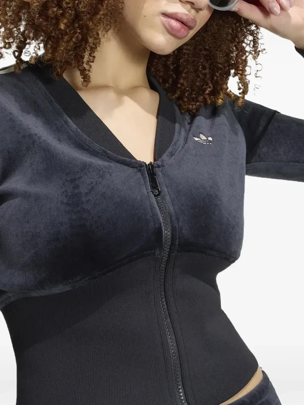 Вельветовая спортивная куртка с боковыми полосками Adidas, черный — фото 2
