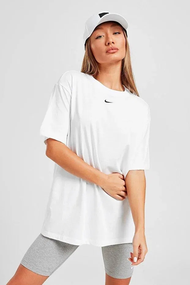 Женская футболка с вышивкой Nike, White