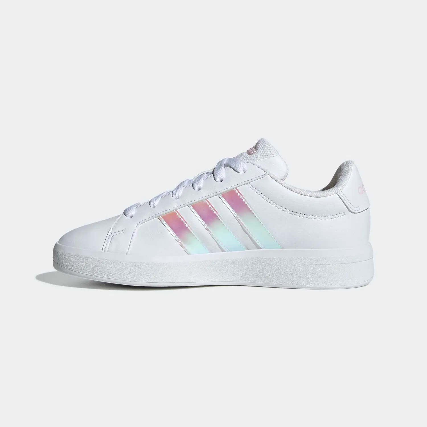Детские кроссовки с тремя полосками Adidas Grand Court 3.0, Cloud White/Iridescent/Almost Pink — фото 3