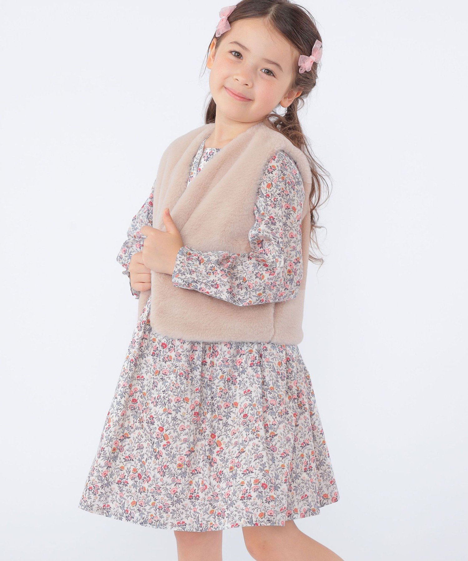 Детская футболка SHIPS: 100–140 см / Жилет Liberty из искусственного меха Ships Kids, Beige