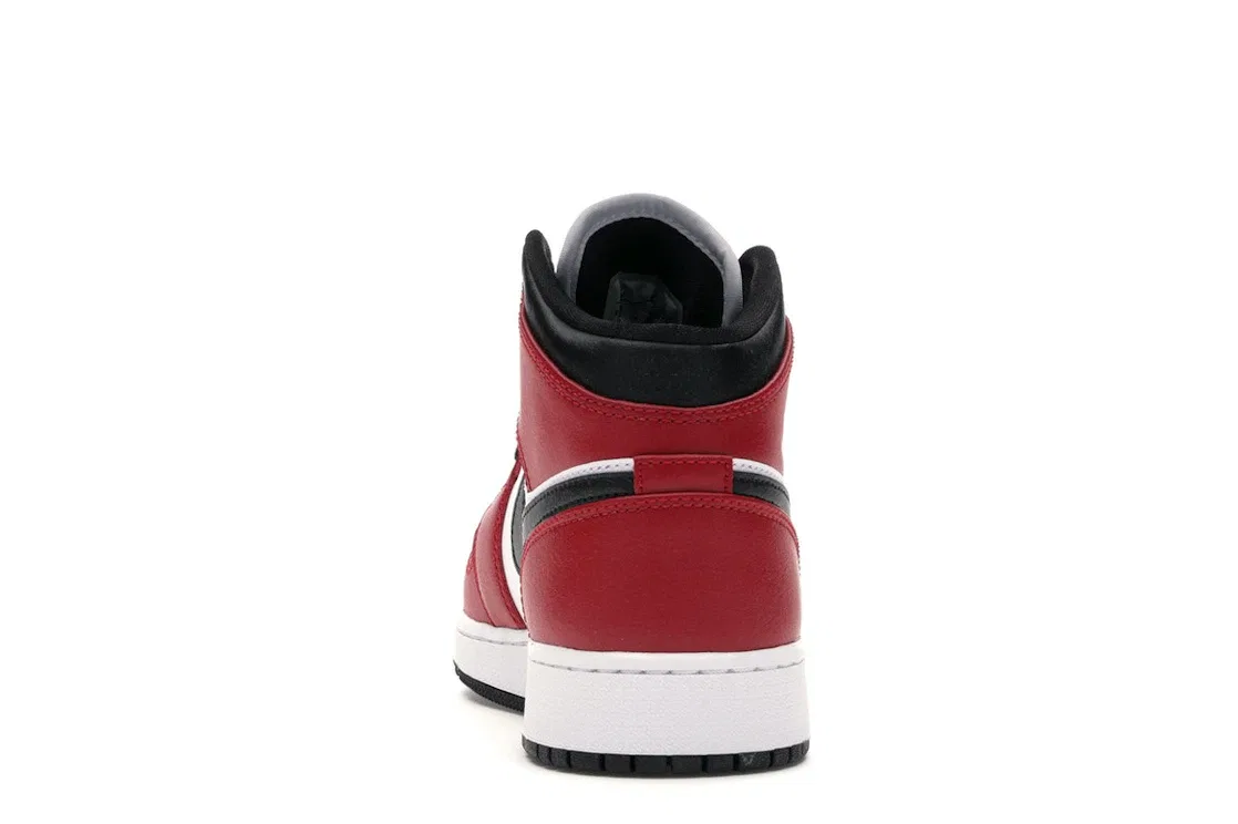 Детские кроссовки с высоким берцем Jordan 1 Mid Chicago Black Toe Jordan, Black/Black-Gym Red — фото 4