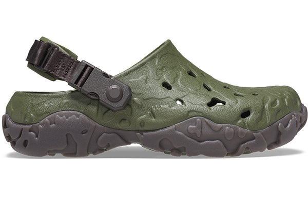 Сандалии all-terrain atlas clog 'army green espresso' Crocs, зеленый — фото 2