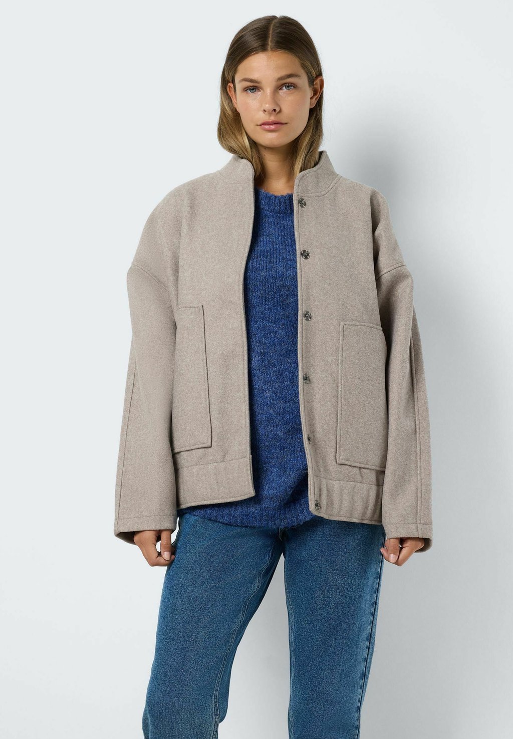 

Легкая куртка HALSTON Noisy May, бежевый