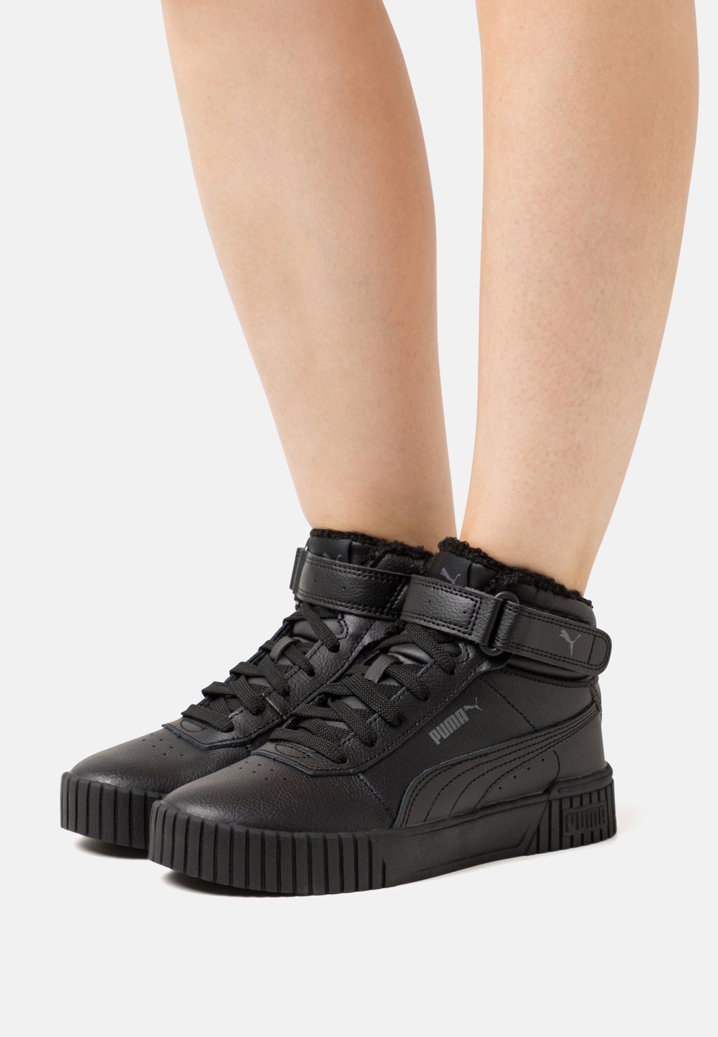 

Высокие кроссовки Puma, черный