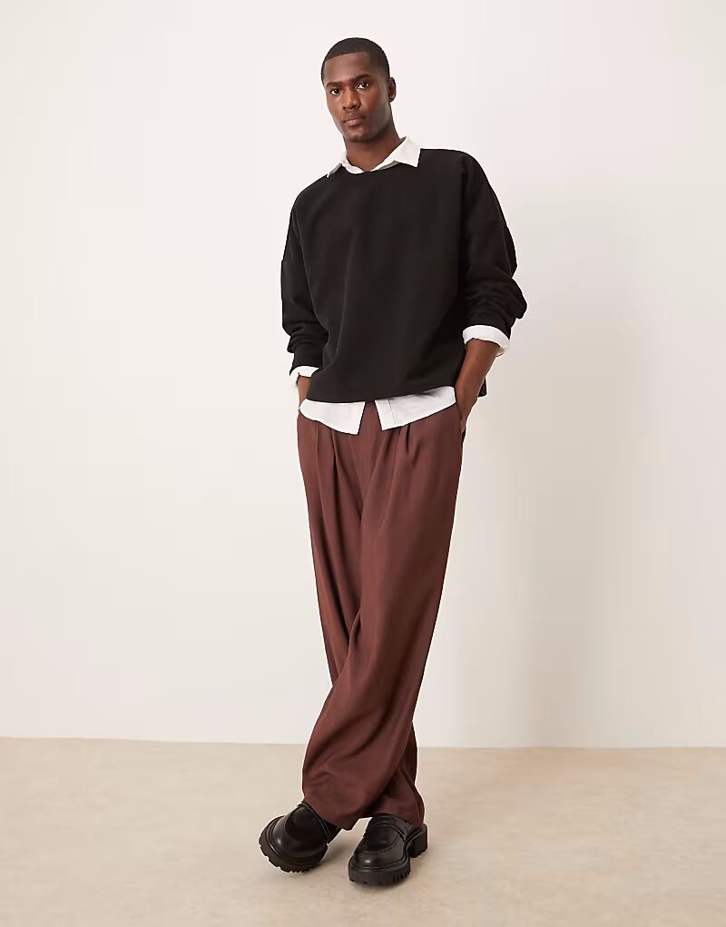 

Широкие элегантные брюки ASOS DESIGN с эластичной спинкой и двойной складкой коричневого цвета