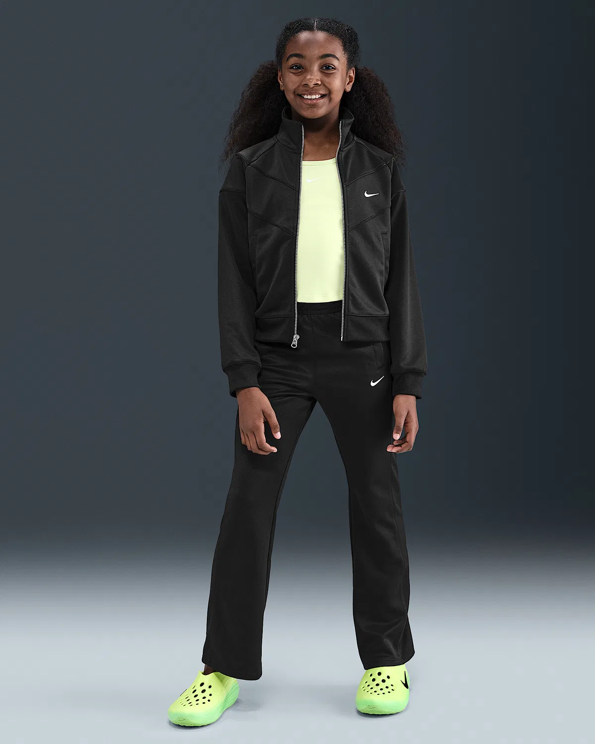 Детская (для девочек) трикотажная куртка Nike Sportswear, Black/Black/White — фото 4