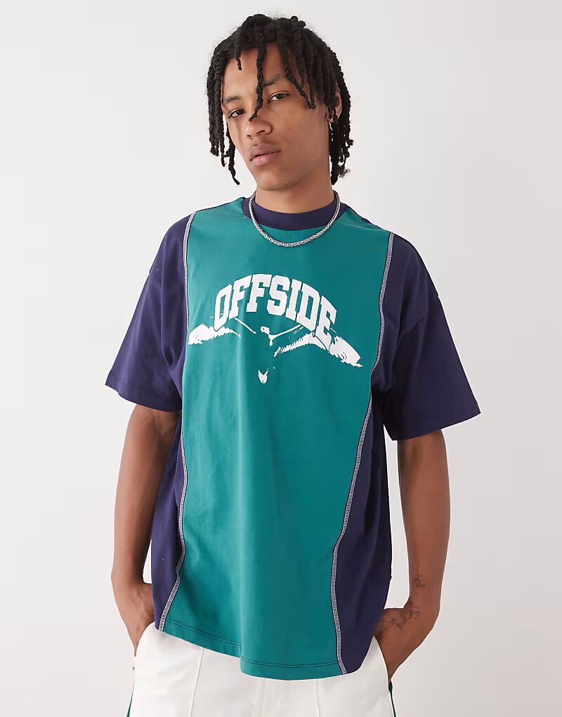 

Футболка COLLUSION oversized colour block with distressed varsity print in blue and green