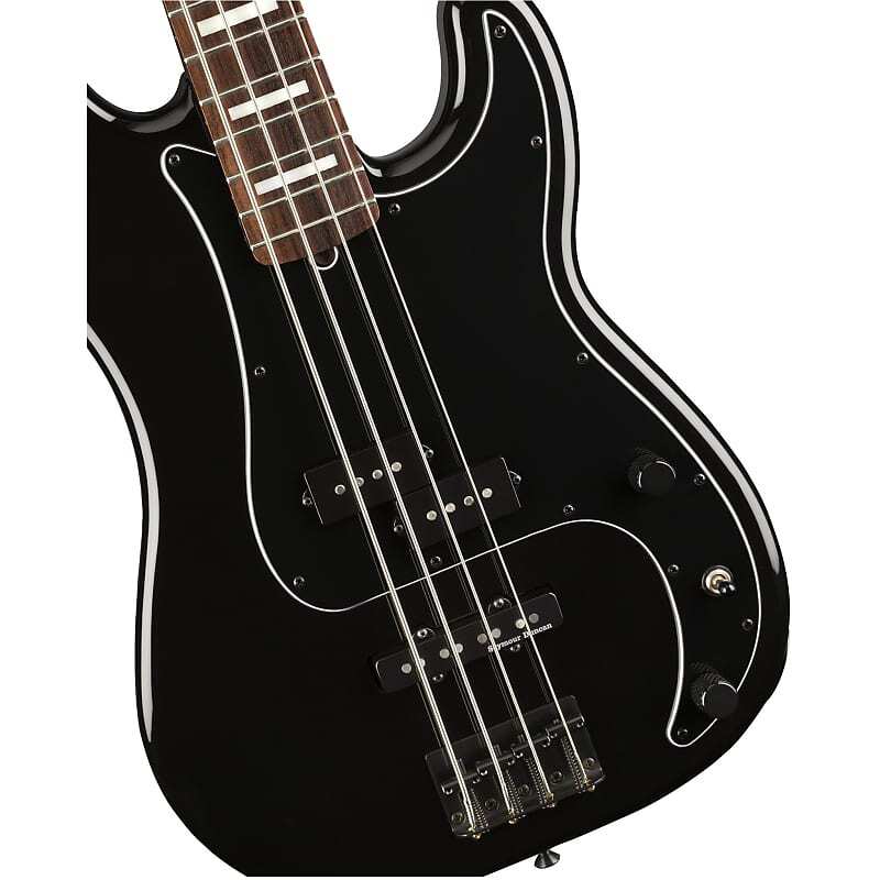 

Басс гитара Fender Duff McKagan Deluxe Precision Bass - Black w/ Rosewood Fingerboard