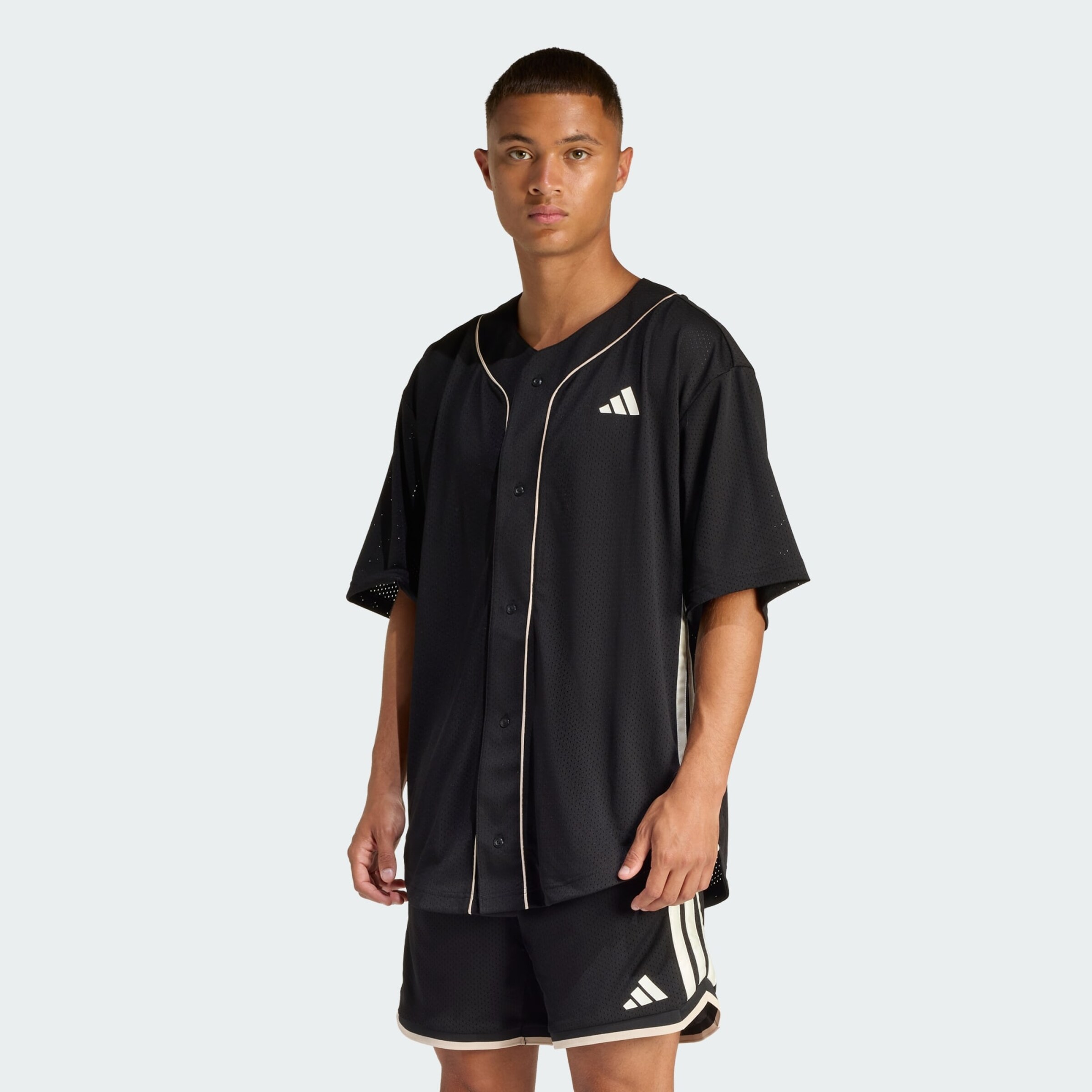 Adidas Sportswear Рубашка 'Stadium' в спортивном стиле с пуговицами, черная — фото 2