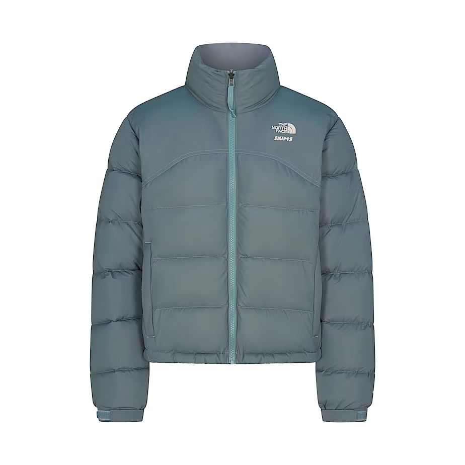 

X SKIMS Nuptse Down Куртки и Пальто Женские THE NORTH FACE, sk kyanite