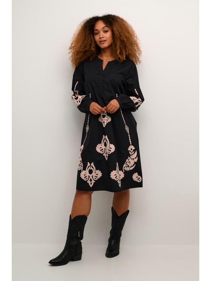 

Cream Платье CRIPilo, свободного кроя, в восточном черном и кремовом цветах