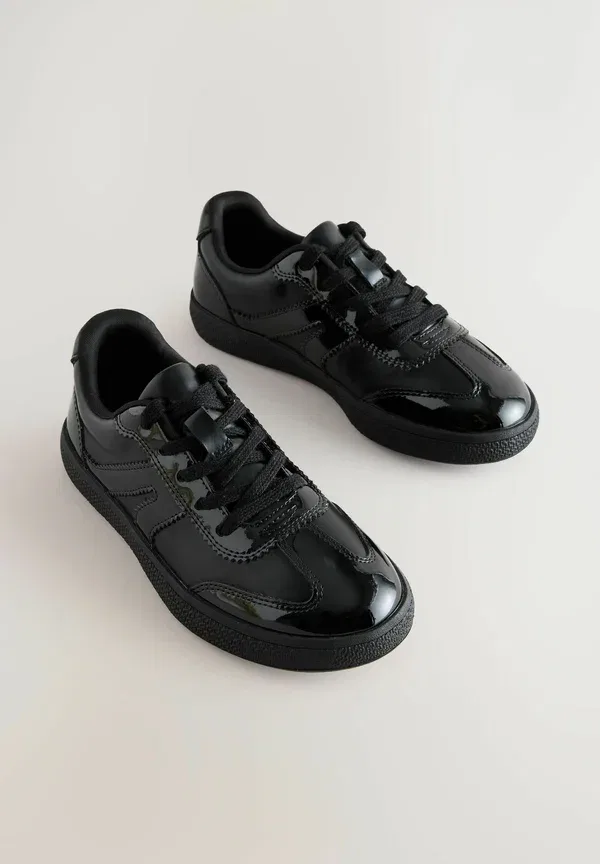Кроссовки Next Regular fit lace up lifestyle trainers, черная лакированная кожа — фото 2