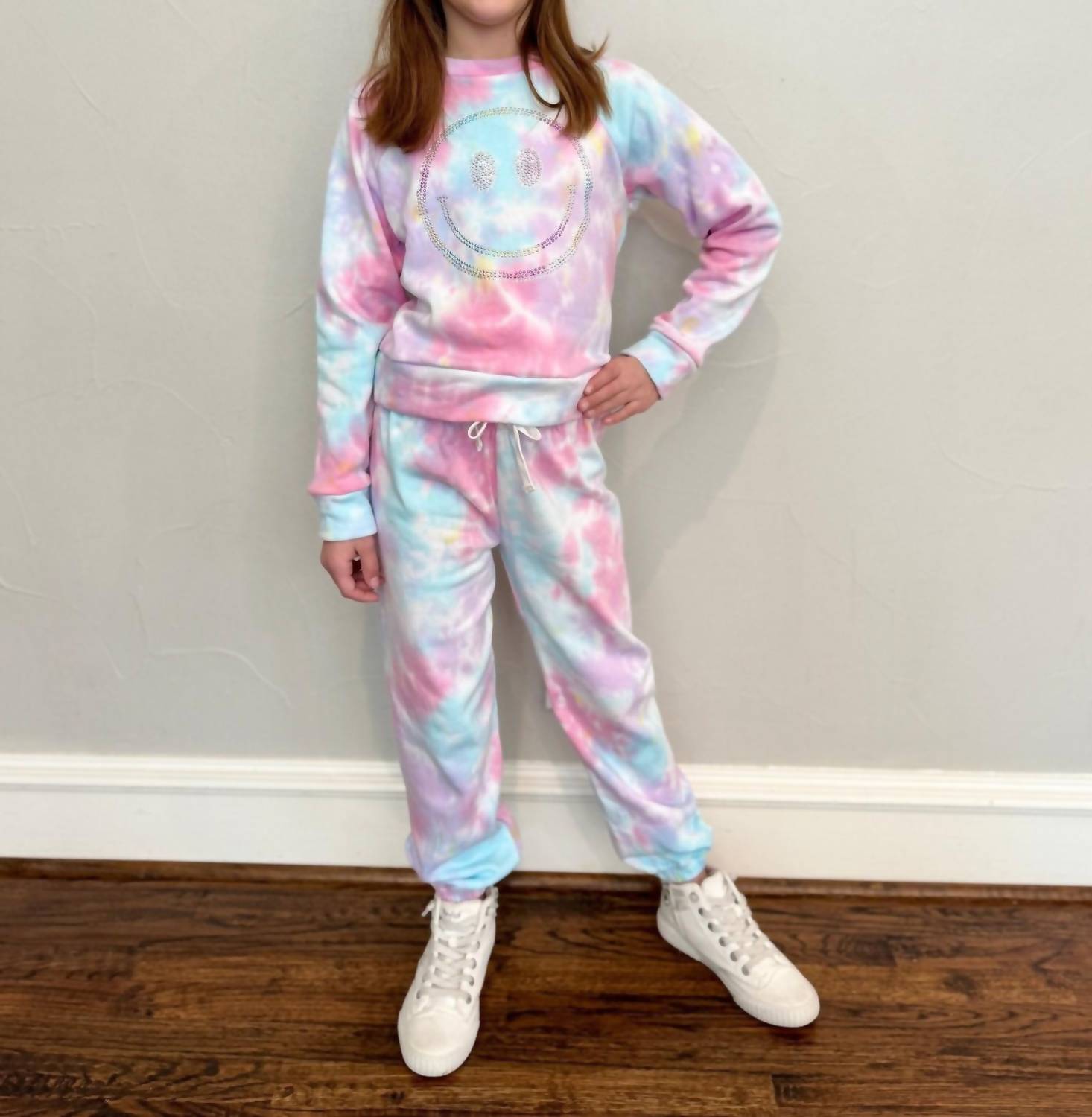 

Детская толстовка с тай-даем и смайликом в пастельных тонах Flowers by zoe, мультиколор