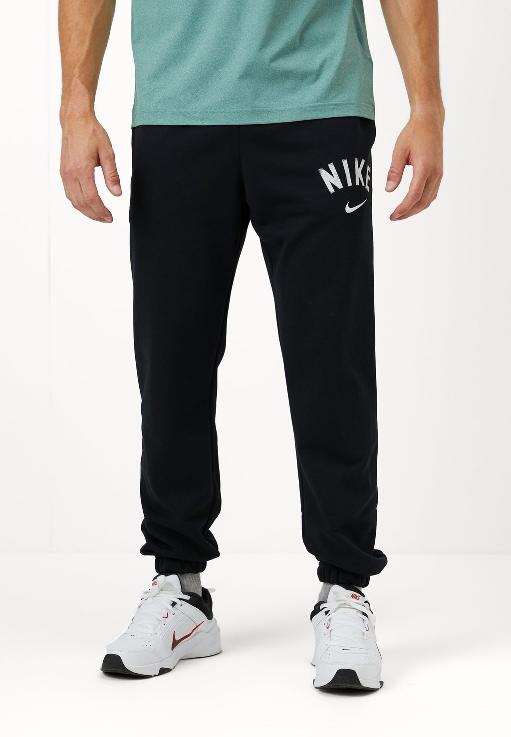 

Спортивные штаны JOGGER Nike, черный