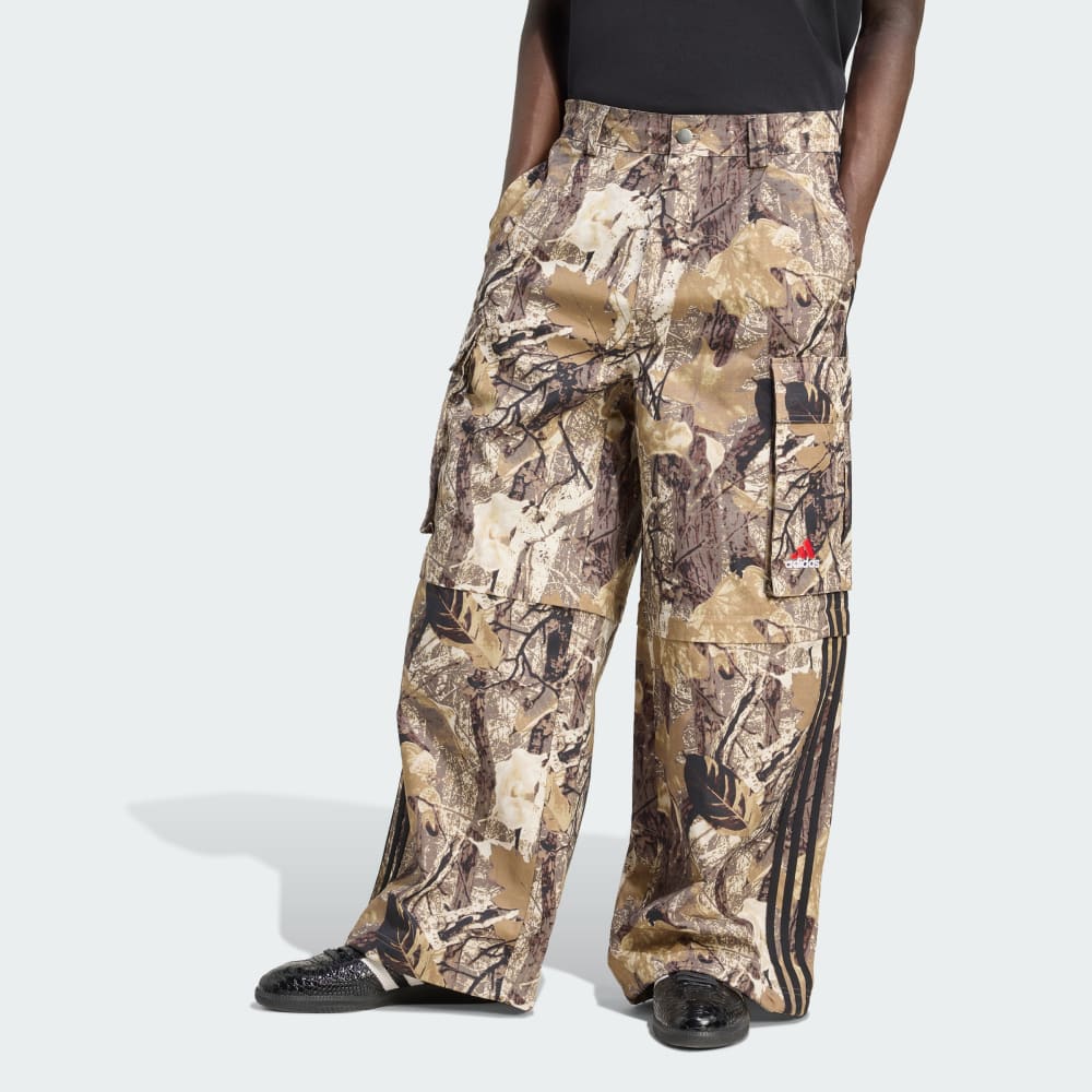 

Спортивные брюки Adidas Originals Camo Cargo Zip-Off Pant, цвет Aop Camo