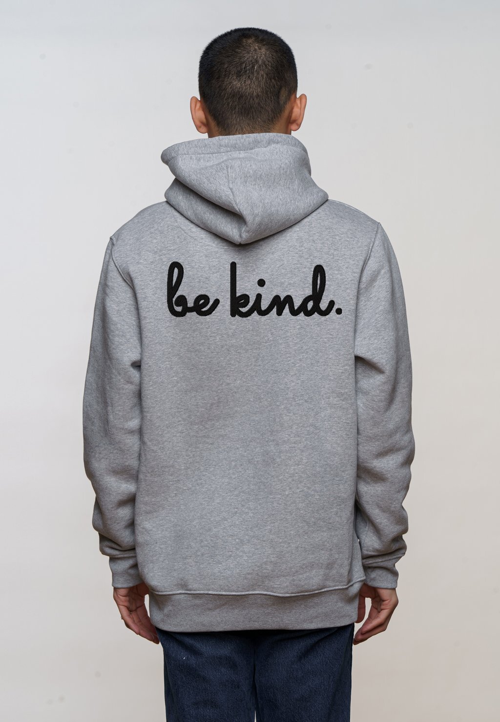 

Толстовка с капюшоном BE KIND BACK EMBROIDERY Mira Paris, серый
