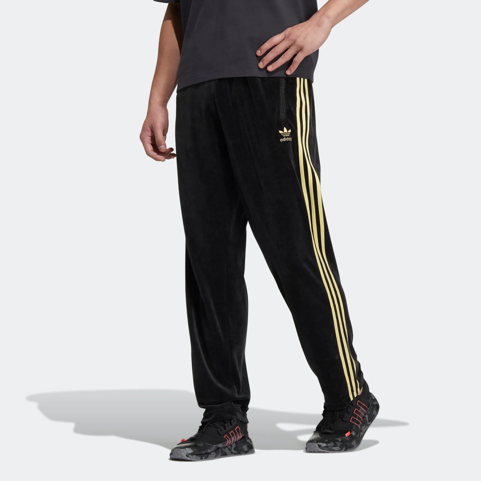 Спортивные брюки adidas originals Velour Pant Jp Logo HR3443, черный — фото 2
