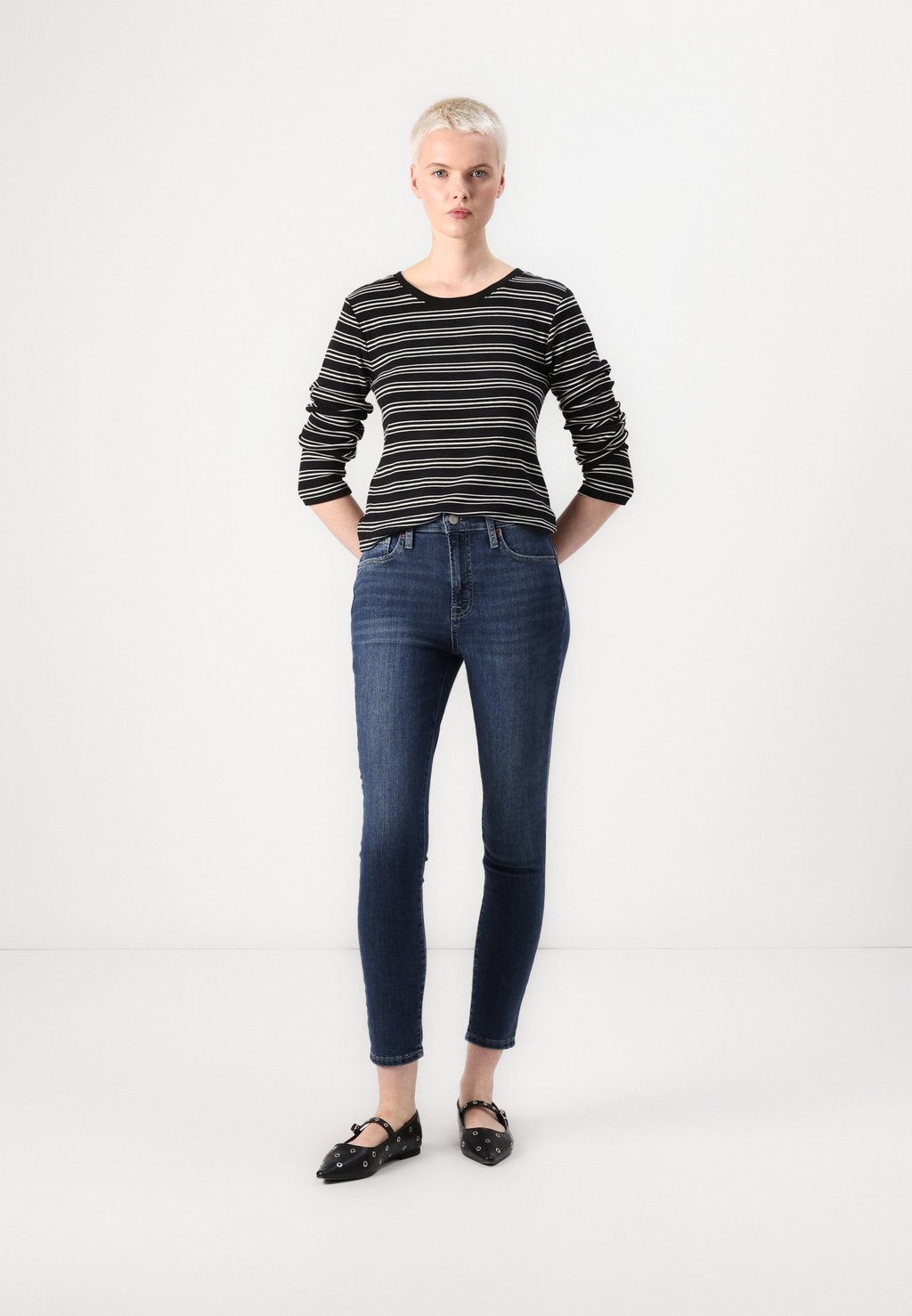Джинсы скинни SKINNY CYRUS GAP, цвет Medium Indigo — фото 4