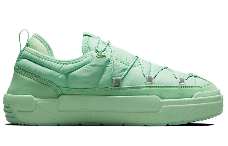 

Nike Offline Pack Enamel Green