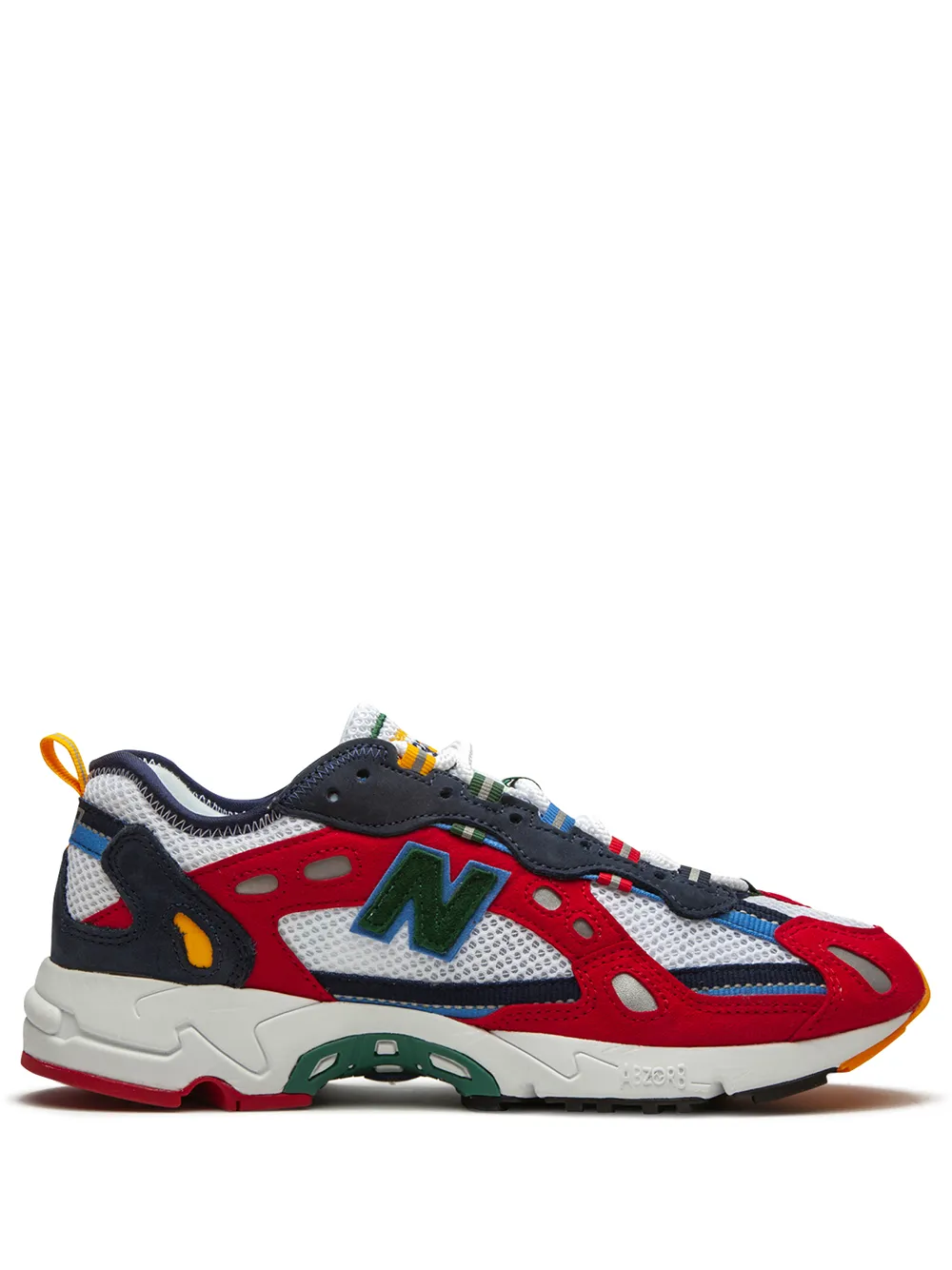 Кроссовки 827 NEW BALANCE, красный