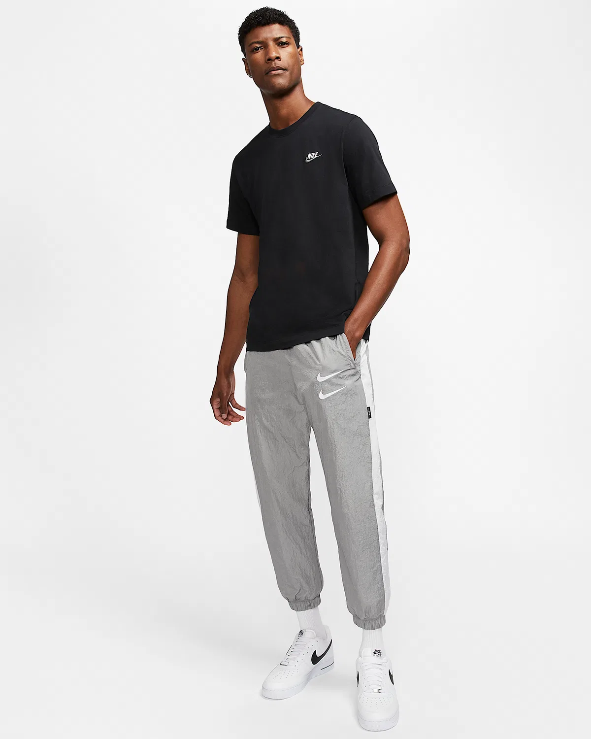 Мужская футболка Nike Sportswear Club, Black/White/Dark Grey — фото 4