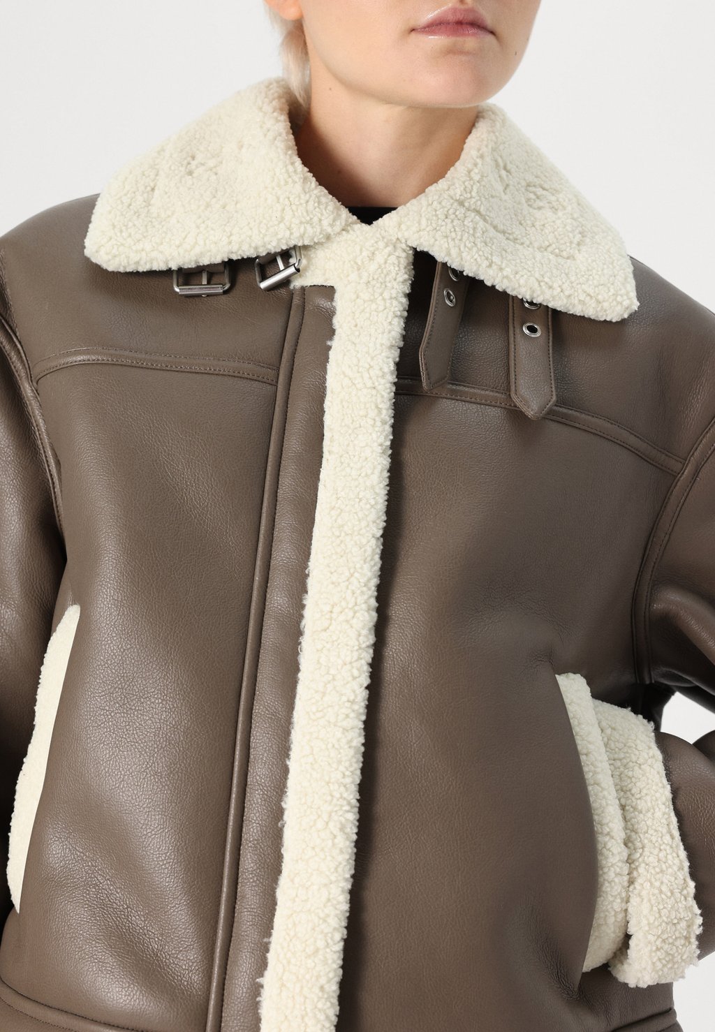 

Куртка из искусственной кожи PCJANELLE SHORT JACKET Pieces, темно-коричневый