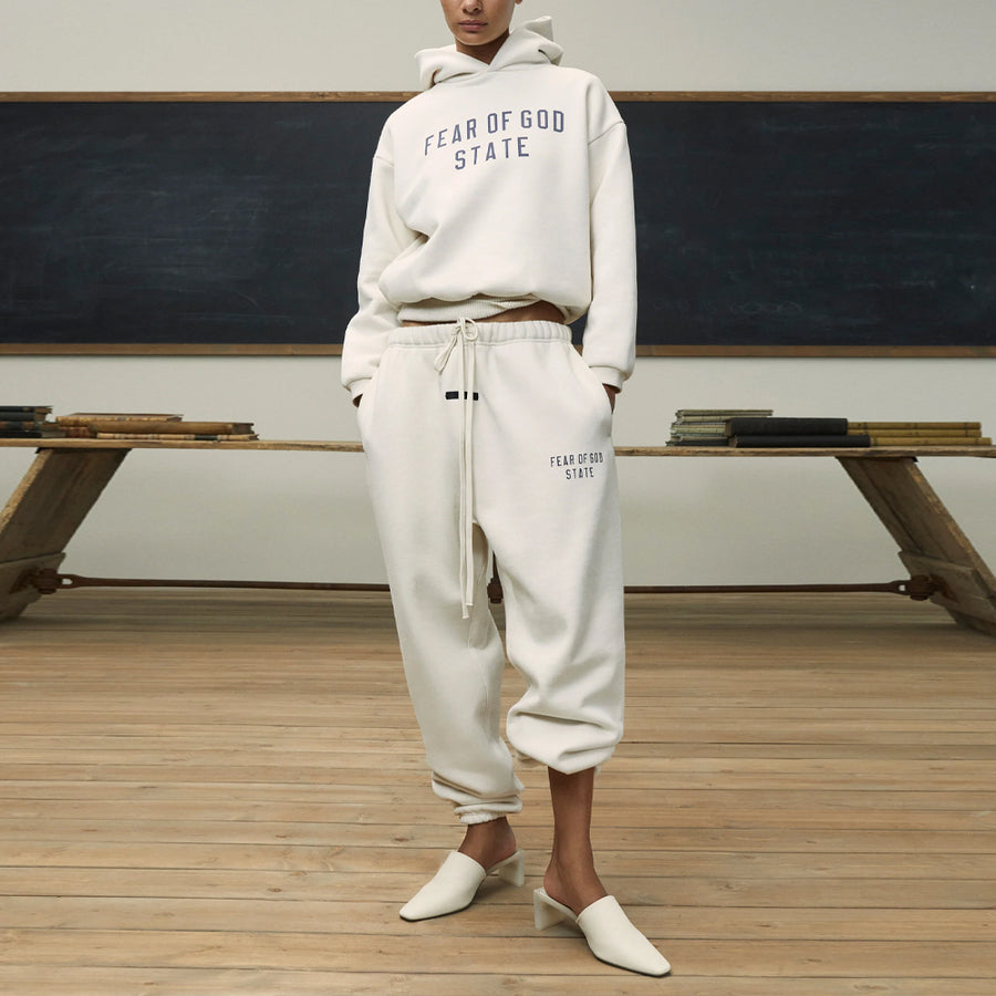 Спортивные брюки Fear of God Essentials Fleece Sweatpant 'Shell', белый — фото 3