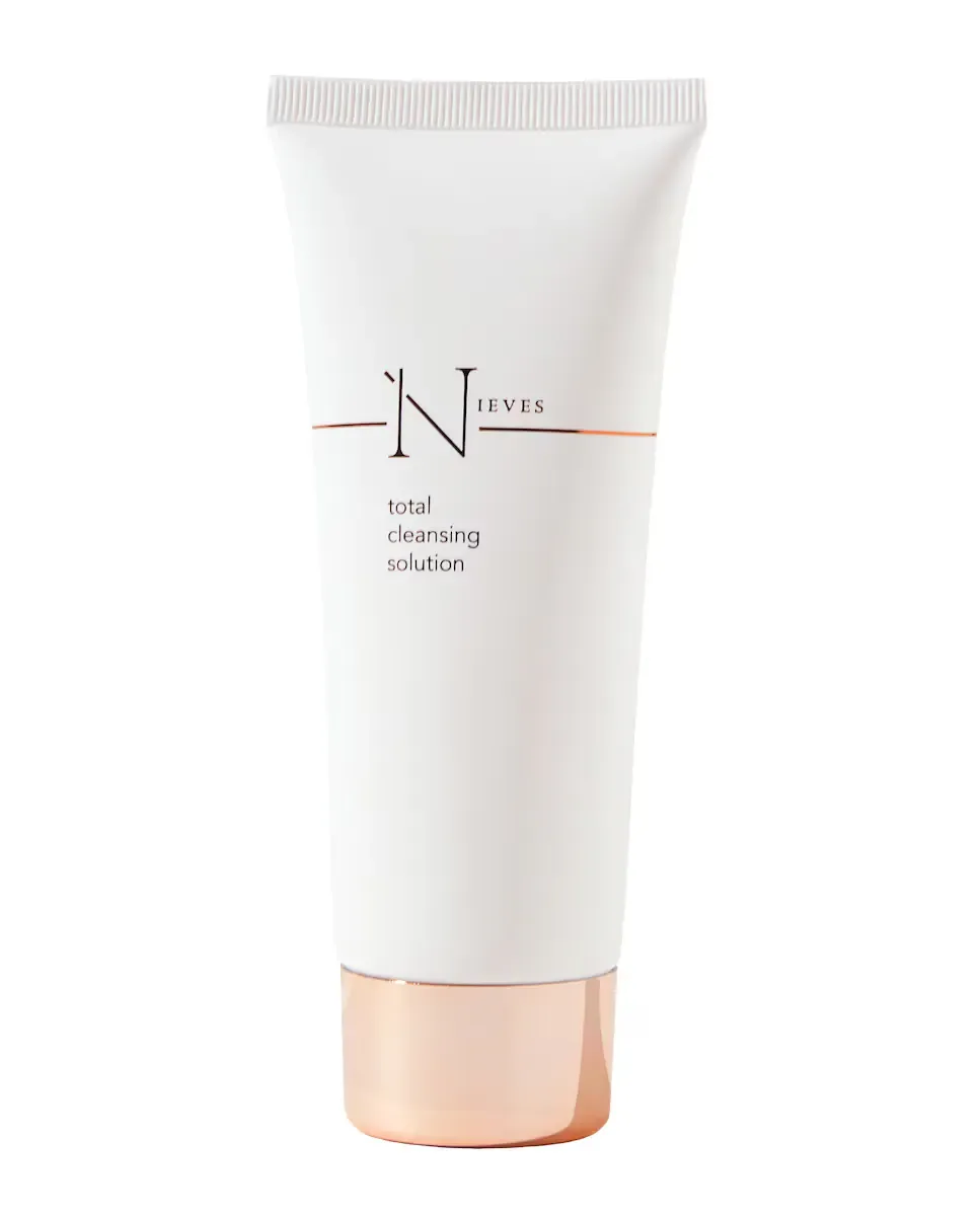 Гель для умывания Nieves By Nieves Álvarez — Очищающий гель для лица Total Cleansing Solution, 100 мл