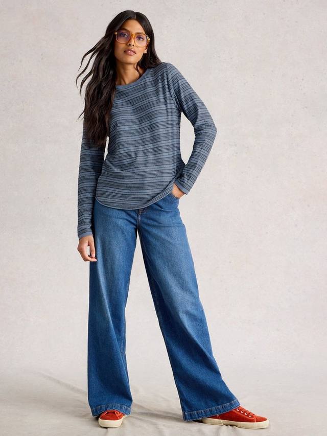 

Футболка Clara с круглым вырезом и длинными рукавами из хлопкового материала White Stuff, Mid Blue