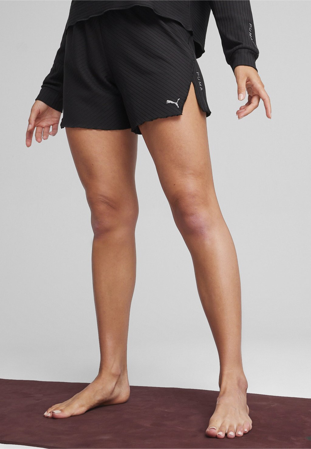 

Спортивные шорты PREMIUM STUDIO Puma, цвет black