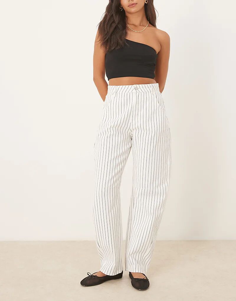 

Джинсы-бочонки ASOS DESIGN с высокой талией в экрю-полоску