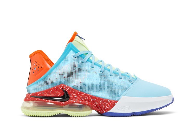 

Кроссовки Nike LeBron 19 Low, синий