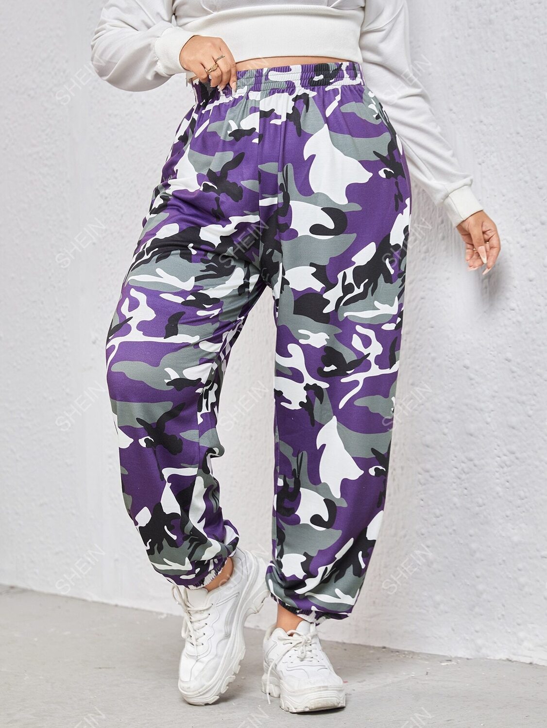 

EZwear Спортивные штаны больших размеров, эластичная талия, камуфляжный рисунок Shein, мультиколор