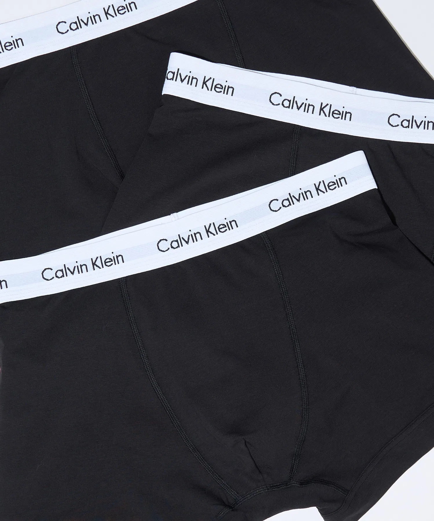 【Calvin Klein】Хлопковые эластичные боксеры, комплект из 3 штук U2662G — фото 3