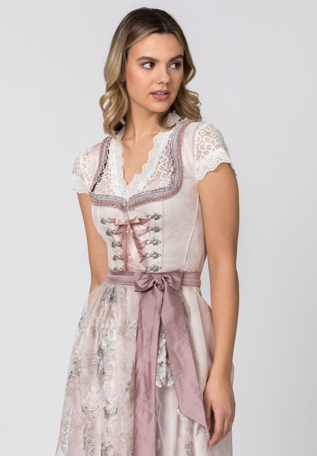 

Широкая юбка в сборку LACEY Stockerpoint, светло-розовый