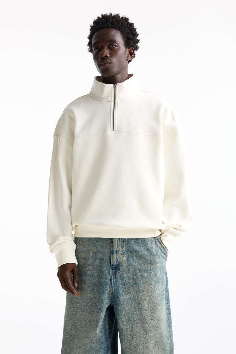 

Толстовка с воротником на молнии Pull And Bear, белый