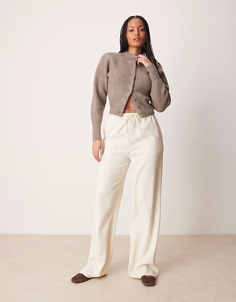 

Брюки ASOS DESIGN Tall с завязками на талии, имитирующие льняной материал, цвета пахты